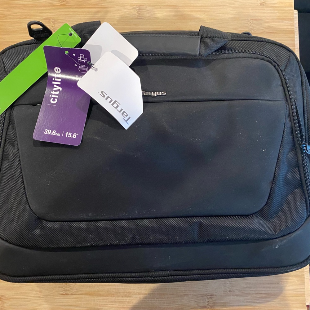 NWT Targus CityLite Laptop Briefcase